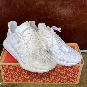 Adidas swift run shoes